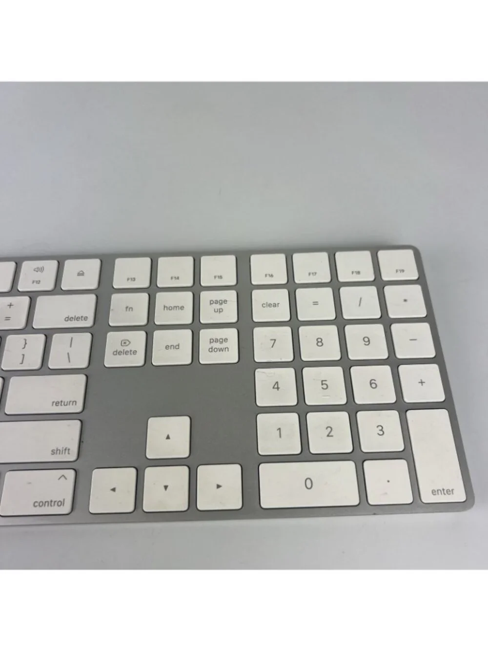 Apple Magic Keyboard A1843 Wireless Bluetooth Numeric Keypad MQ052LL/A Tested